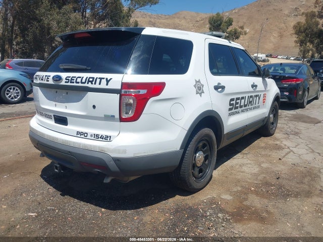 Ford Utility Police Interceptor 2015 1FM5K8AR9FGB84121 Image 4