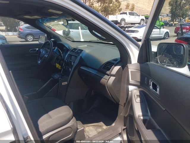 Ford Utility Police Interceptor 2015 1FM5K8AR9FGB84121 Image 5