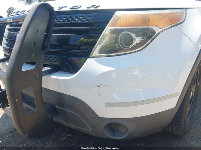 Ford Utility Police Interceptor 2015 1FM5K8AR9FGB84121 Image 6