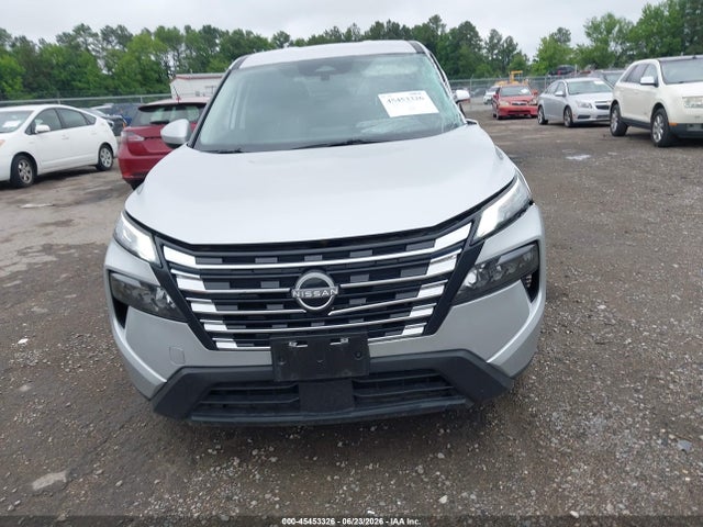 JN8BT3BA8SW008052 Nissan Rogue Sv Fwd
