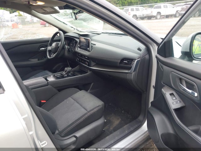 JN8BT3BA8SW008052 Nissan Rogue Sv Fwd