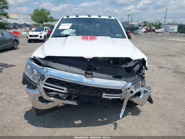 Продажа на аукционе авто 2023 Ram 1500 Big Horn  4x4 5'7 Box, vin: 1C6RRFFG7PN541118, номер лота: 45453352