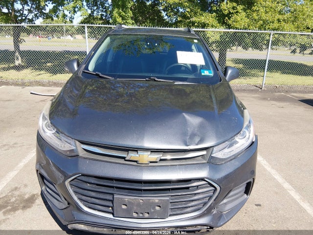 45453366 :رقم المزاد ، KL7CJPSB0JB585571 vin ، 2018 Chevrolet Trax Lt مزاد بيع