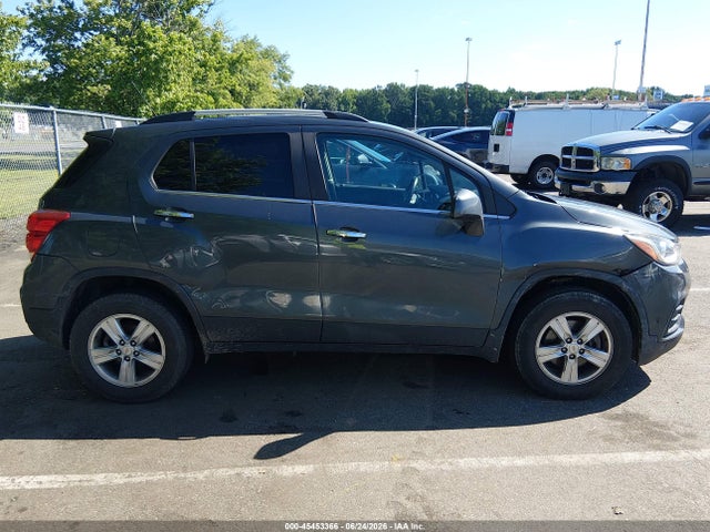 45453366 :رقم المزاد ، KL7CJPSB0JB585571 vin ، 2018 Chevrolet Trax Lt مزاد بيع