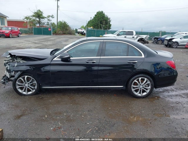 45453383 :رقم المزاد ، 55SWF4KB3GU148667 vin ، 2016 Mercedes-benz C 300 4matic مزاد بيع