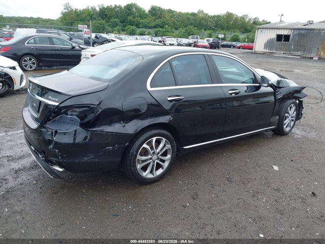 45453383 :رقم المزاد ، 55SWF4KB3GU148667 vin ، 2016 Mercedes-benz C 300 4matic مزاد بيع