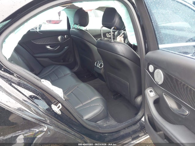 45453383 :رقم المزاد ، 55SWF4KB3GU148667 vin ، 2016 Mercedes-benz C 300 4matic مزاد بيع