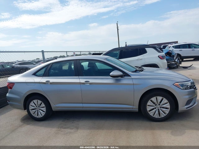 2019 Volkswagen Jetta 1.4t R-line/1.4t S/1.4t Se მანქანა იყიდება აუქციონზე, vin: 3VWCB7BU6KM271920, აუქციონის ნომერი: 45453390
