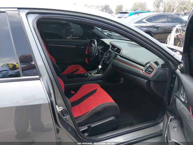 Auction sale of the 2019 Honda Civic Type R Touring, vin: SHHFK8G75KU203376, lot number: 45453480