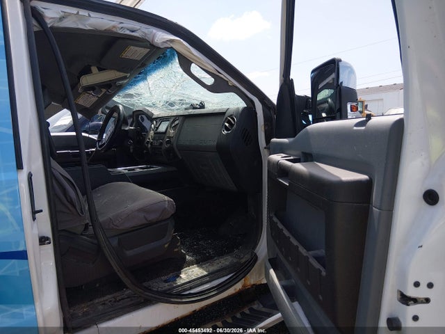 Продажа на аукционе авто 2011 Ford Super Duty F-250 Srw Xlt, vin: 1FT7X2B62BEA90832, номер лота: 45453492