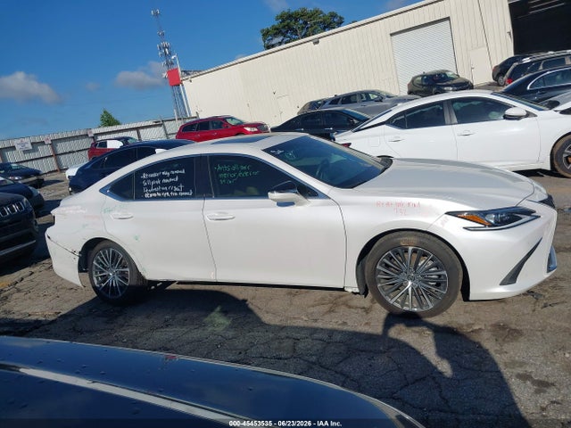 45453535 :رقم المزاد ، 58AD11D10NU010247 vin ، 2022 Lexus Es 250 مزاد بيع