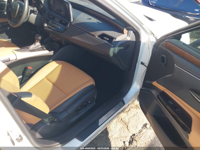 45453535 :رقم المزاد ، 58AD11D10NU010247 vin ، 2022 Lexus Es 250 مزاد بيع