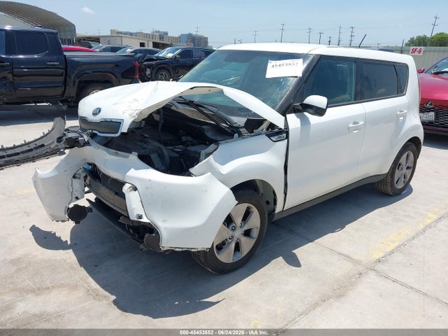 KIA Soul 2015 KNDJN2A23F7153361 Image 2