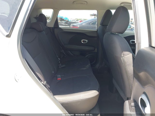KIA Soul 2015 KNDJN2A23F7153361 Image 8