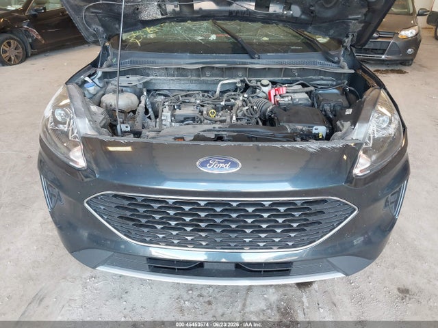 Продажа на аукционе авто 2022 Ford Escape Se, vin: 1FMCU9G69NUA59625, номер лота: 45453574