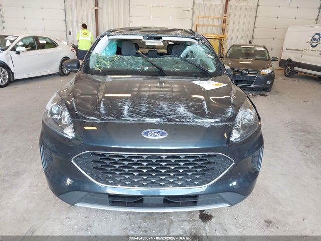 Продажа на аукционе авто 2022 Ford Escape Se, vin: 1FMCU9G69NUA59625, номер лота: 45453574