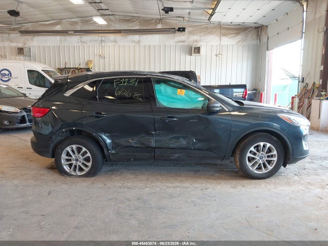 Продажа на аукционе авто 2022 Ford Escape Se, vin: 1FMCU9G69NUA59625, номер лота: 45453574