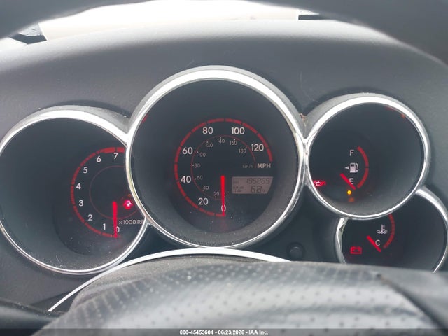 2004 Pontiac Vibe მანქანა იყიდება აუქციონზე, vin: 5Y2SM628X4Z449173, აუქციონის ნომერი: 45453604