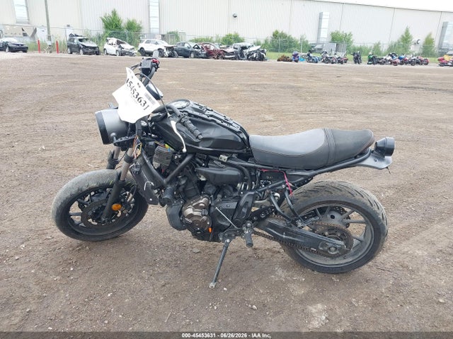 Yamaha Xsr700 C 2018 JYARM21Y2JA000360 Image 9