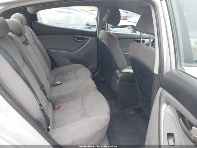 Продажа на аукционе авто 2015 Hyundai Elantra Se, vin: KMHDH4AE3FU238899, номер лота: 45453644