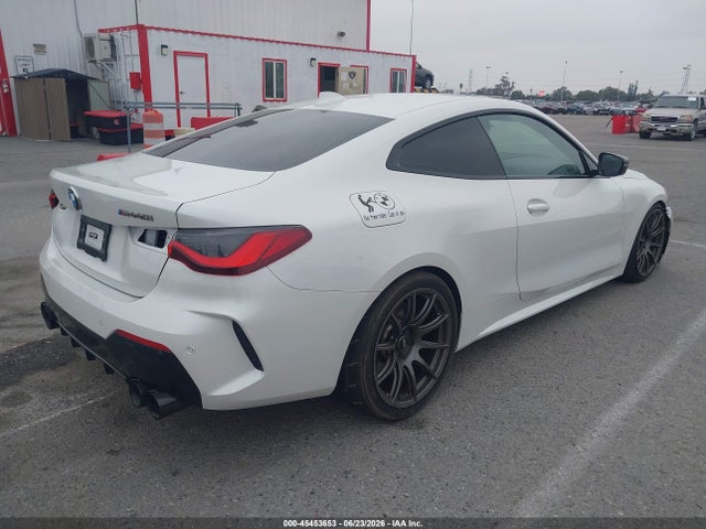 WBA83AP00NCH78245 BMW M440I