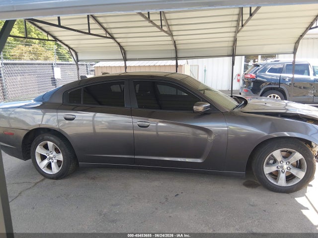 2013 Dodge Charger Se მანქანა იყიდება აუქციონზე, vin: 2C3CDXBG7DH700527, აუქციონის ნომერი: 45453685