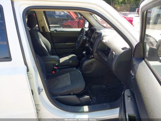 1C4NJPBB0ED894074 Jeep Patriot Sport