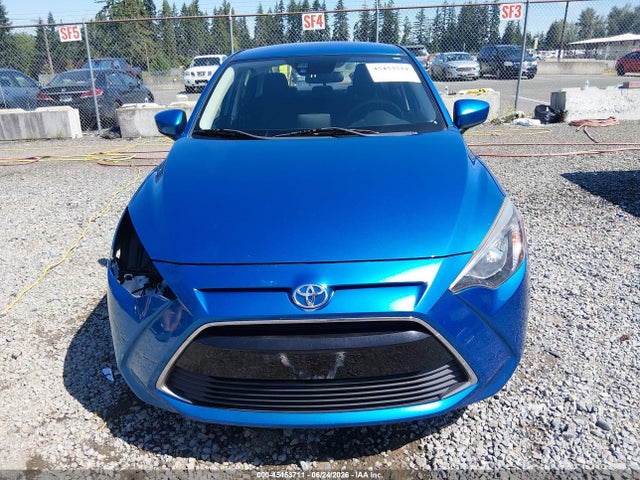 3MYDLBYV6HY185470 Toyota YARIS IA