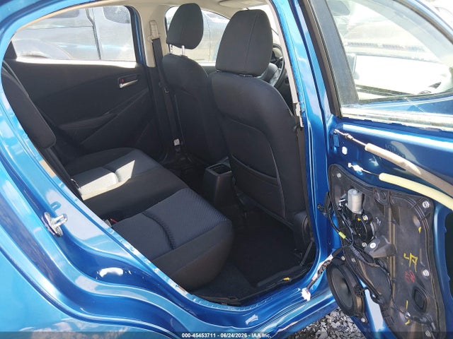3MYDLBYV6HY185470 Toyota YARIS IA