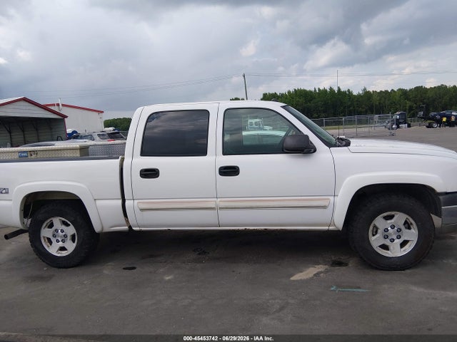 2004 Chevrolet Silverado 1500 Z71 მანქანა იყიდება აუქციონზე, vin: 2GCEK13T041360410, აუქციონის ნომერი: 45453742