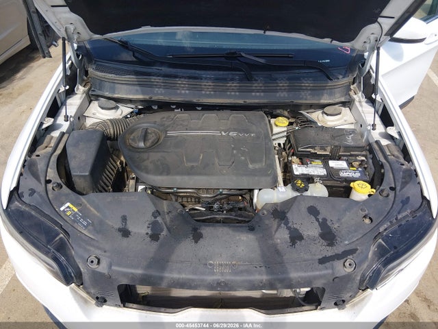 1C4PJMDX4KD230467 Jeep Cherokee Limited 4x4