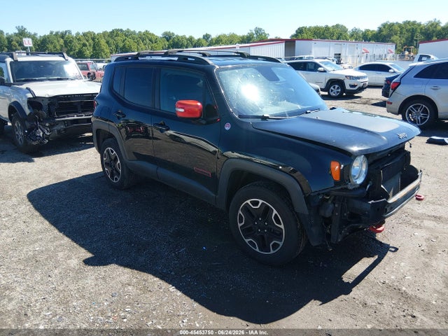 45453750 :رقم المزاد ، ZACCJBCTXGPE04701 vin ، 2016 Jeep Renegade Trailhawk مزاد بيع