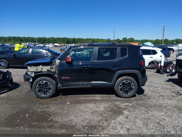 45453750 :رقم المزاد ، ZACCJBCTXGPE04701 vin ، 2016 Jeep Renegade Trailhawk مزاد بيع