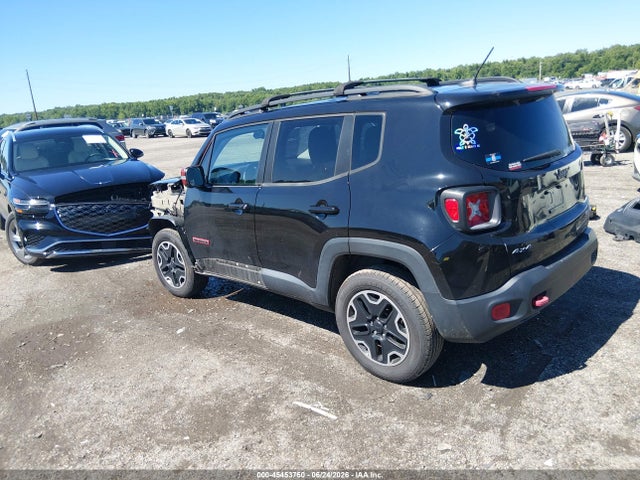 45453750 :رقم المزاد ، ZACCJBCTXGPE04701 vin ، 2016 Jeep Renegade Trailhawk مزاد بيع