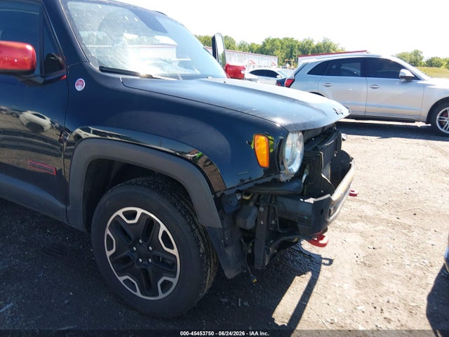 45453750 :رقم المزاد ، ZACCJBCTXGPE04701 vin ، 2016 Jeep Renegade Trailhawk مزاد بيع