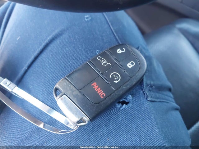 Продаж на аукціоні авто 2018 Jeep Grand Cherokee Overland 4x4, vin: 1C4RJFCT3JC166610, номер лоту: 45453791