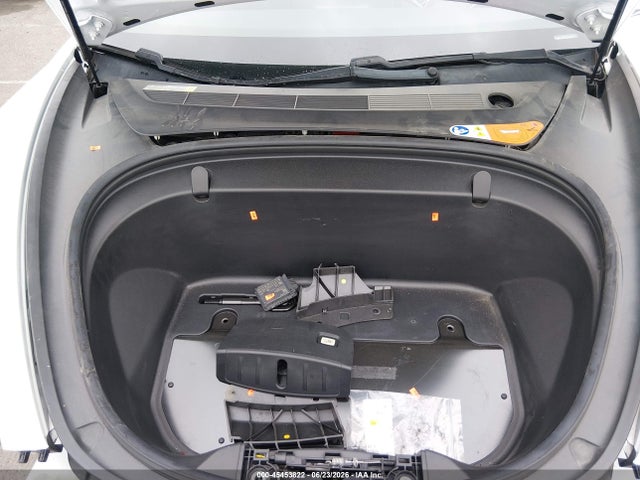 Tesla Model 3 Long Range/mid Range 2018 5YJ3E1EA7JF018438 Image 10