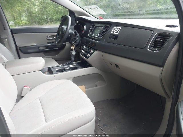 2020 Kia Sedona L მანქანა იყიდება აუქციონზე, vin: KNDMA5C1XL6608027, აუქციონის ნომერი: 45453844