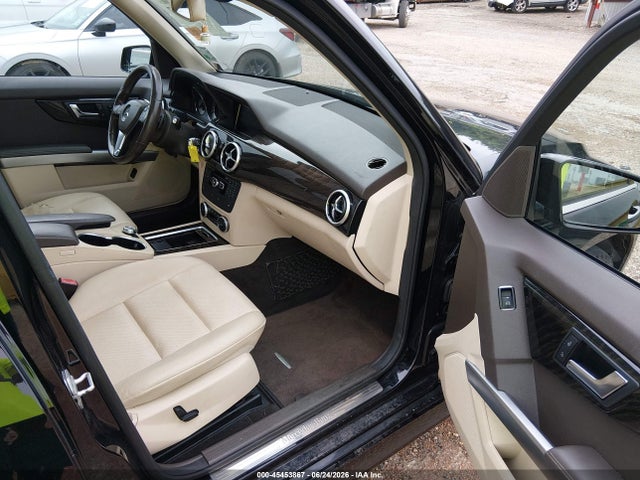 WDCGG8JBXFG381729 Mercedes-Benz Glk 350 4matic