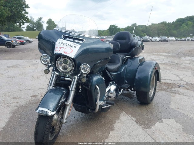 Harley-Davidson FLHTCUTG 2020 1HD1MAF19LB853857 Image 2