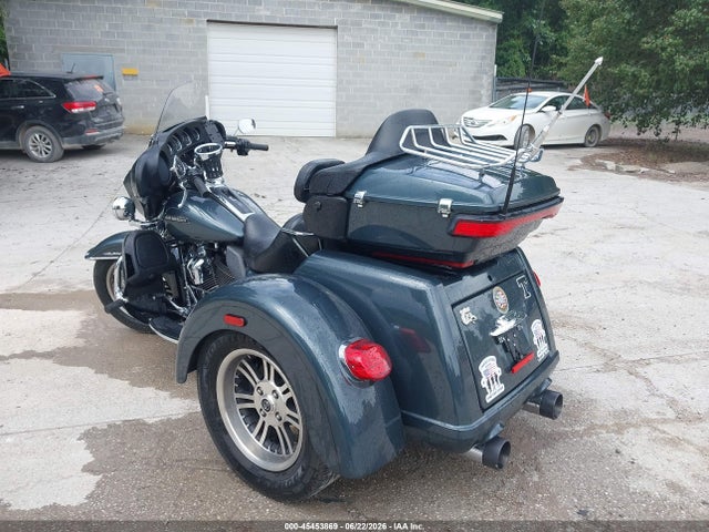 Harley-Davidson FLHTCUTG 2020 1HD1MAF19LB853857 Image 3
