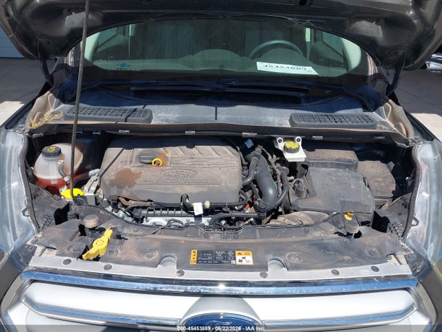 1FMCU9GD6JUD31038 Ford ESCAPE SE