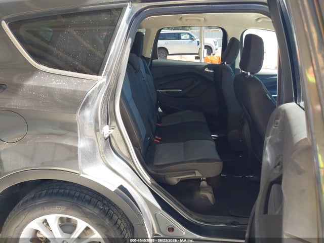 1FMCU9GD6JUD31038 Ford ESCAPE SE