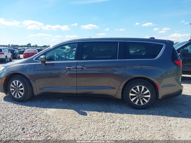 Chrysler Pacifica Hybrid Touring L 2022 2C4RC1L79NR238729 Image 14