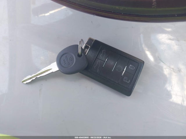 Продажа на аукционе авто 2010 Cadillac Escalade Luxury, vin: 1GYUCBEF9AR250166, номер лота: 45453905