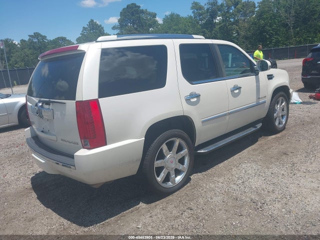 Продажа на аукционе авто 2010 Cadillac Escalade Luxury, vin: 1GYUCBEF9AR250166, номер лота: 45453905