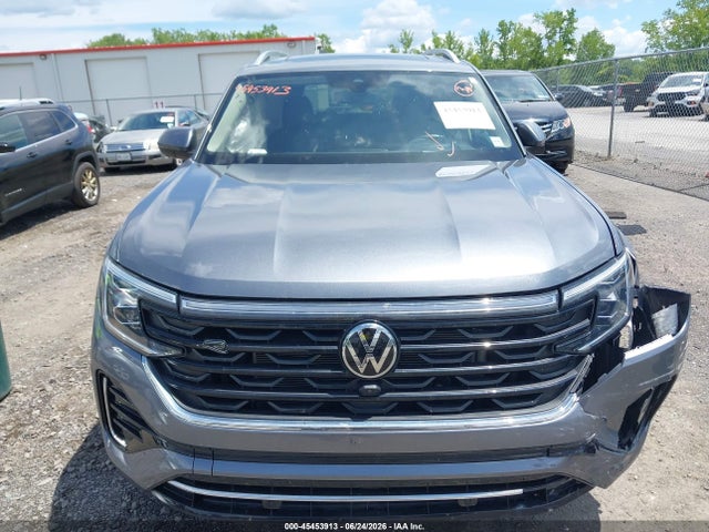 2024 Volkswagen Atlas 2.0t Sel Premium R-line მანქანა იყიდება აუქციონზე, vin: 1V2FR2CA1RC621337, აუქციონის ნომერი: 45453913