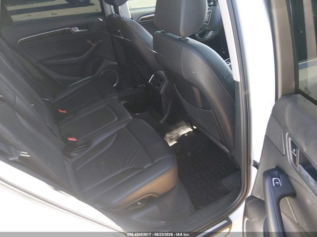 Audi Q5 2.0t Premium 2016 WA1L2AFP9GA097263 Image 8