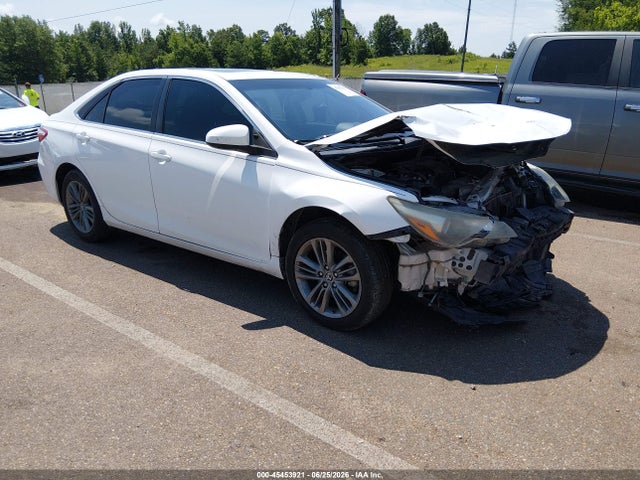 Auction sale of the 2016 Toyota Camry Se, vin: 4T1BF1FK2GU562499, lot number: 45453921