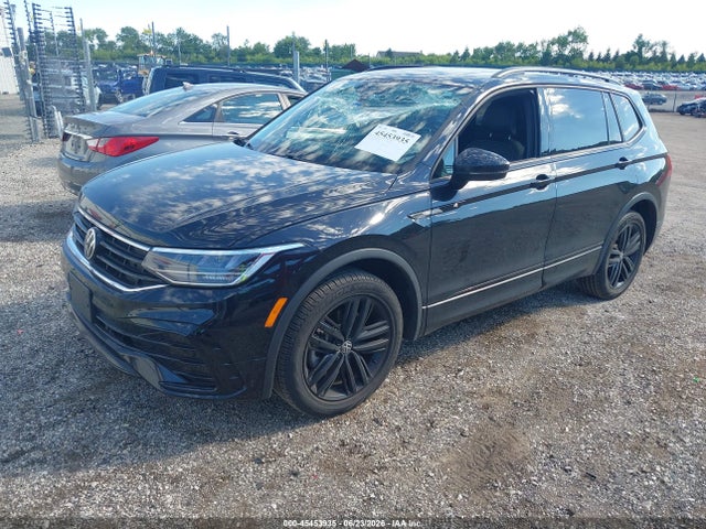2022 Volkswagen Tiguan 2.0t Se R-line Black მანქანა იყიდება აუქციონზე, vin: 3VV8B7AX1NM169256, აუქციონის ნომერი: 45453935